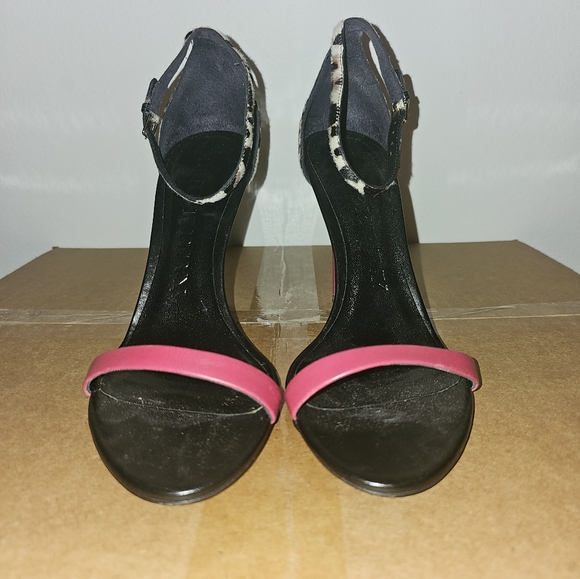 Authentic BURBERRY Cidnay Calf Leather Fuschia Heel Sandals sz 39 - Picture 4 of 6
